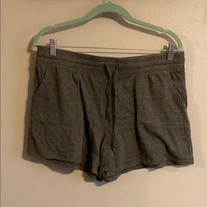 ATHLETIC WORKS - set of 2 shorts